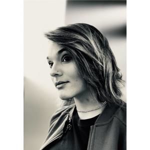 Meet your Posher, Jillian